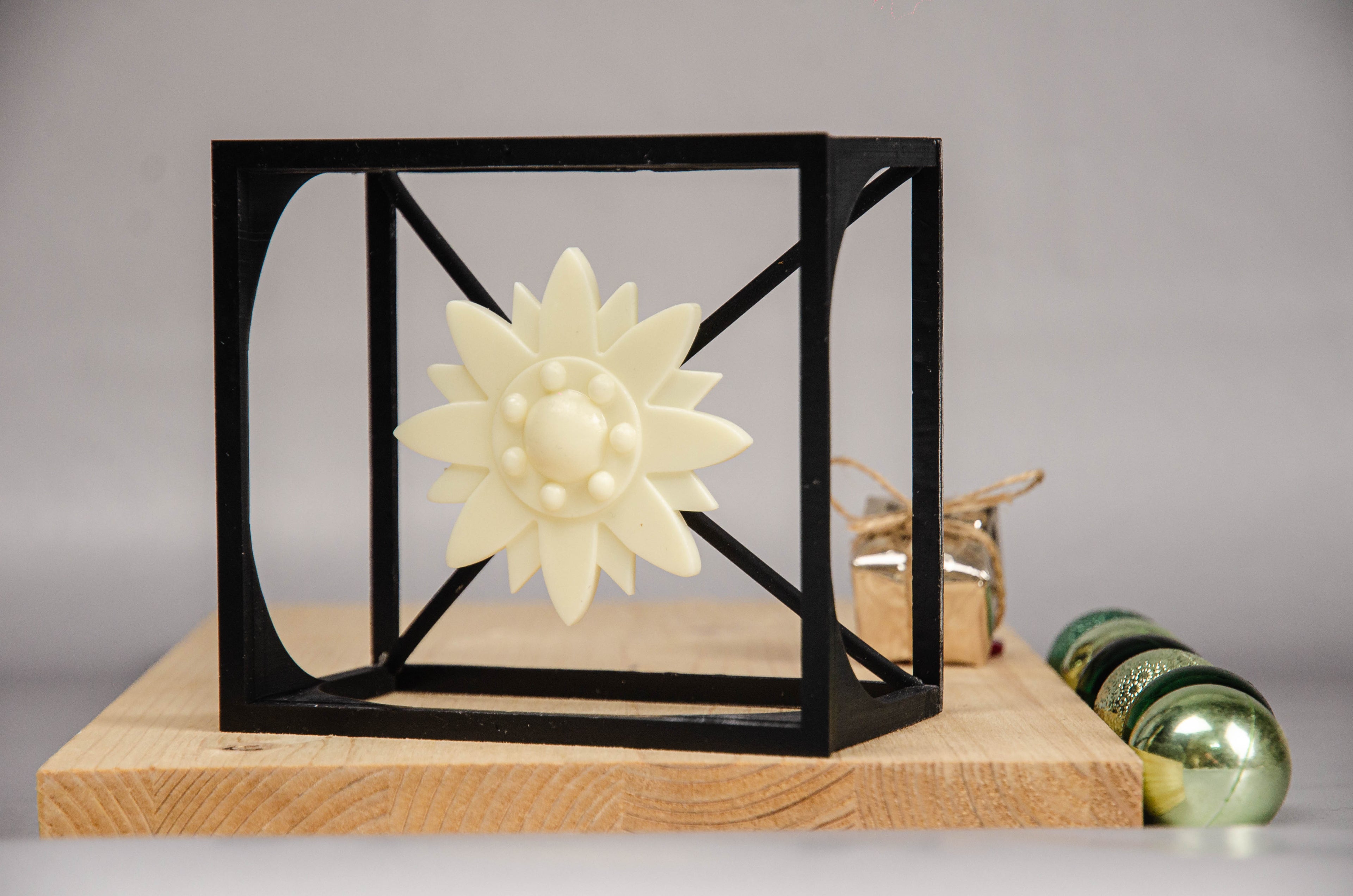 Edelweiss Cube - Modern Home Decor-1